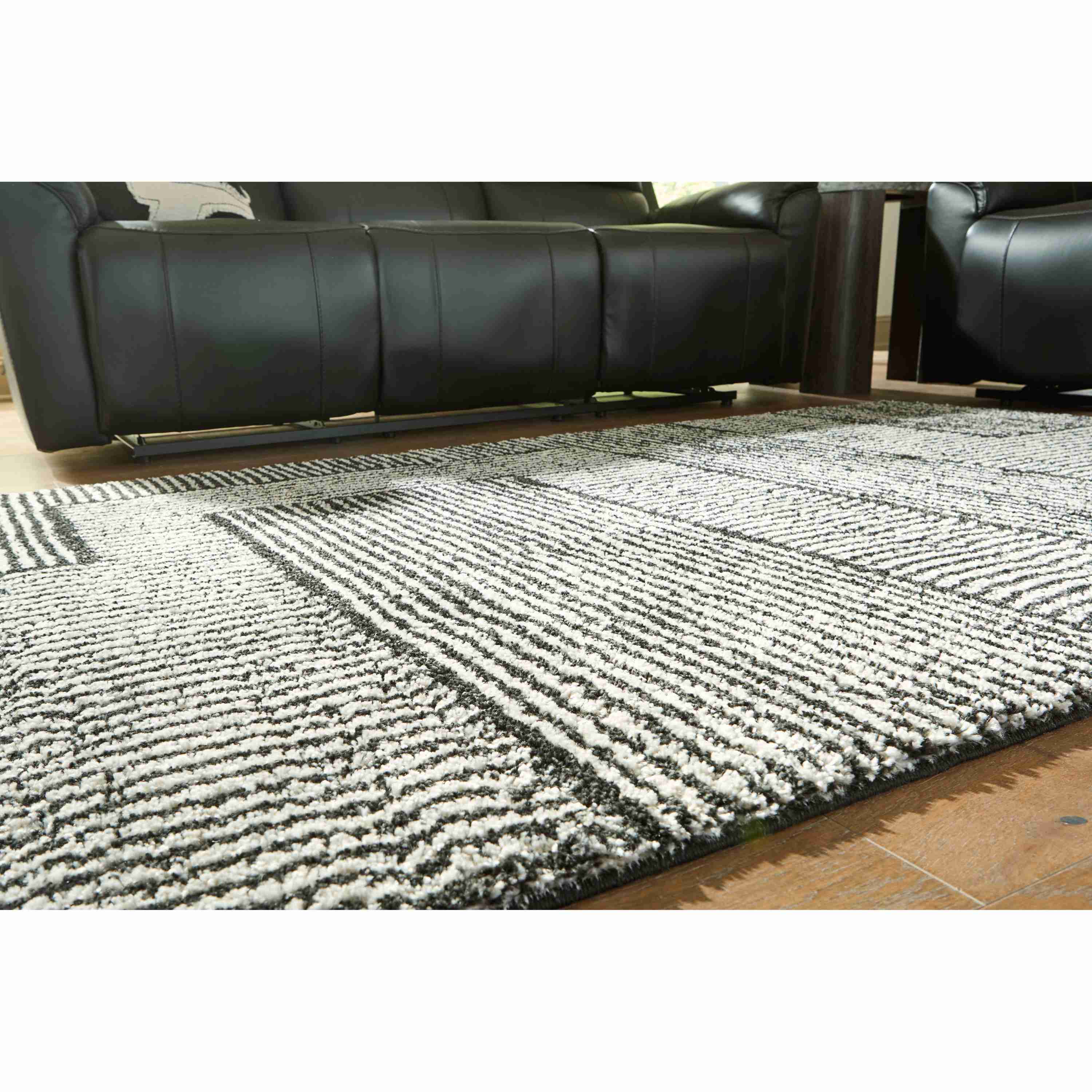 Signature Design by Ashley Kurtmen R407591 Large Rug - Image 3