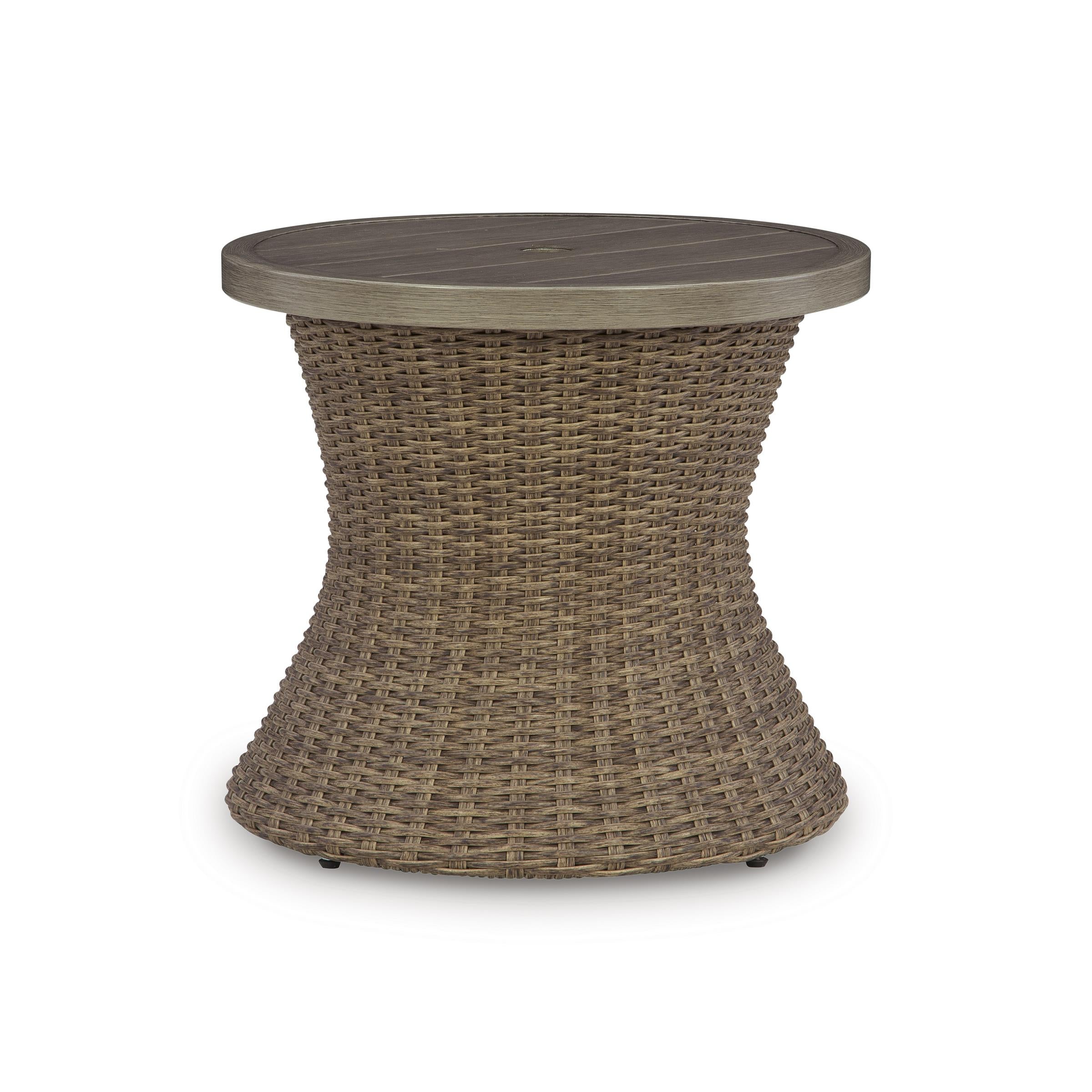 Signature Design by Ashley Laguna Heights PCP790-706 Round End Table with Umbrella Option