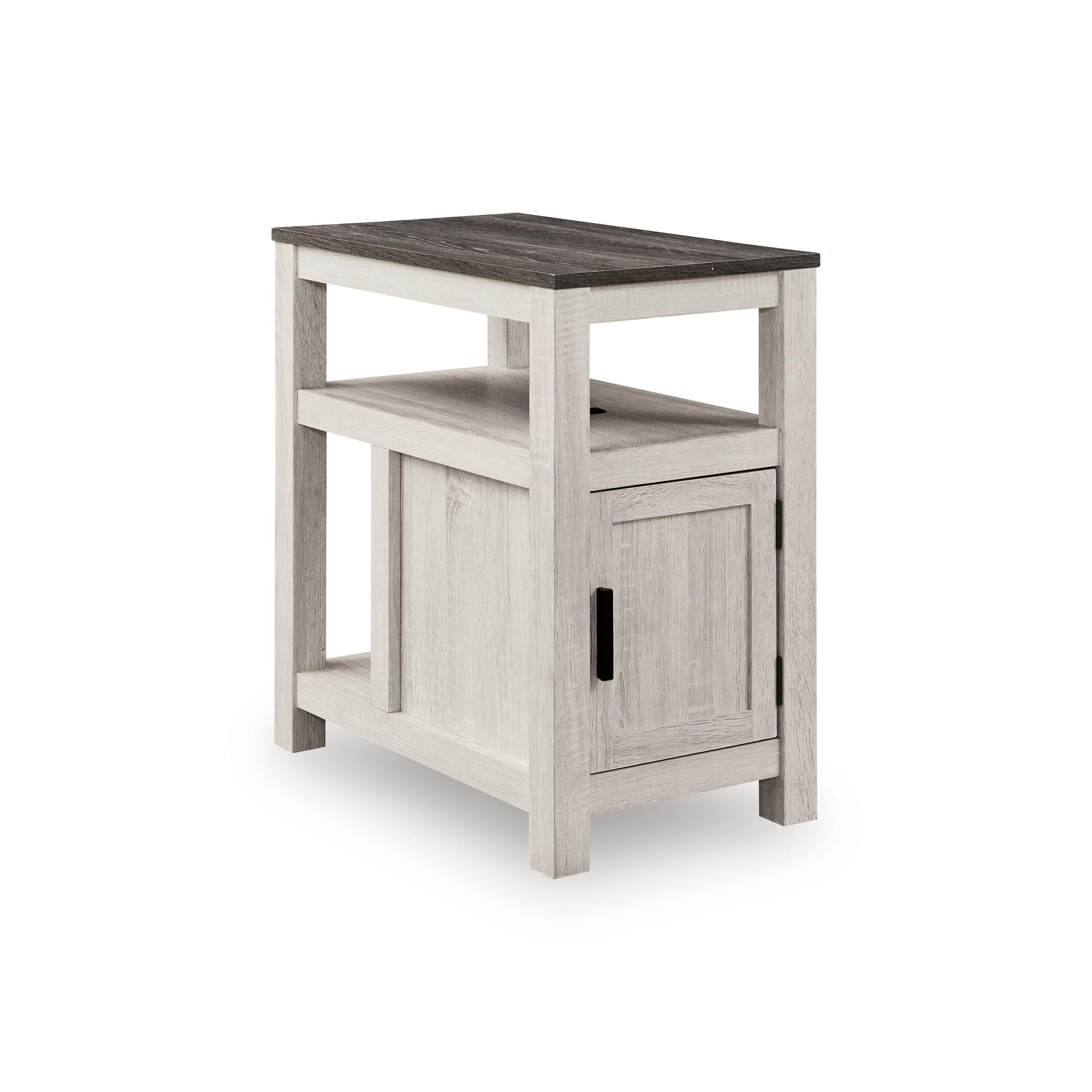 Signature Design by Ashley Fendenmore T190-217 Chair Side End Table - Image 1