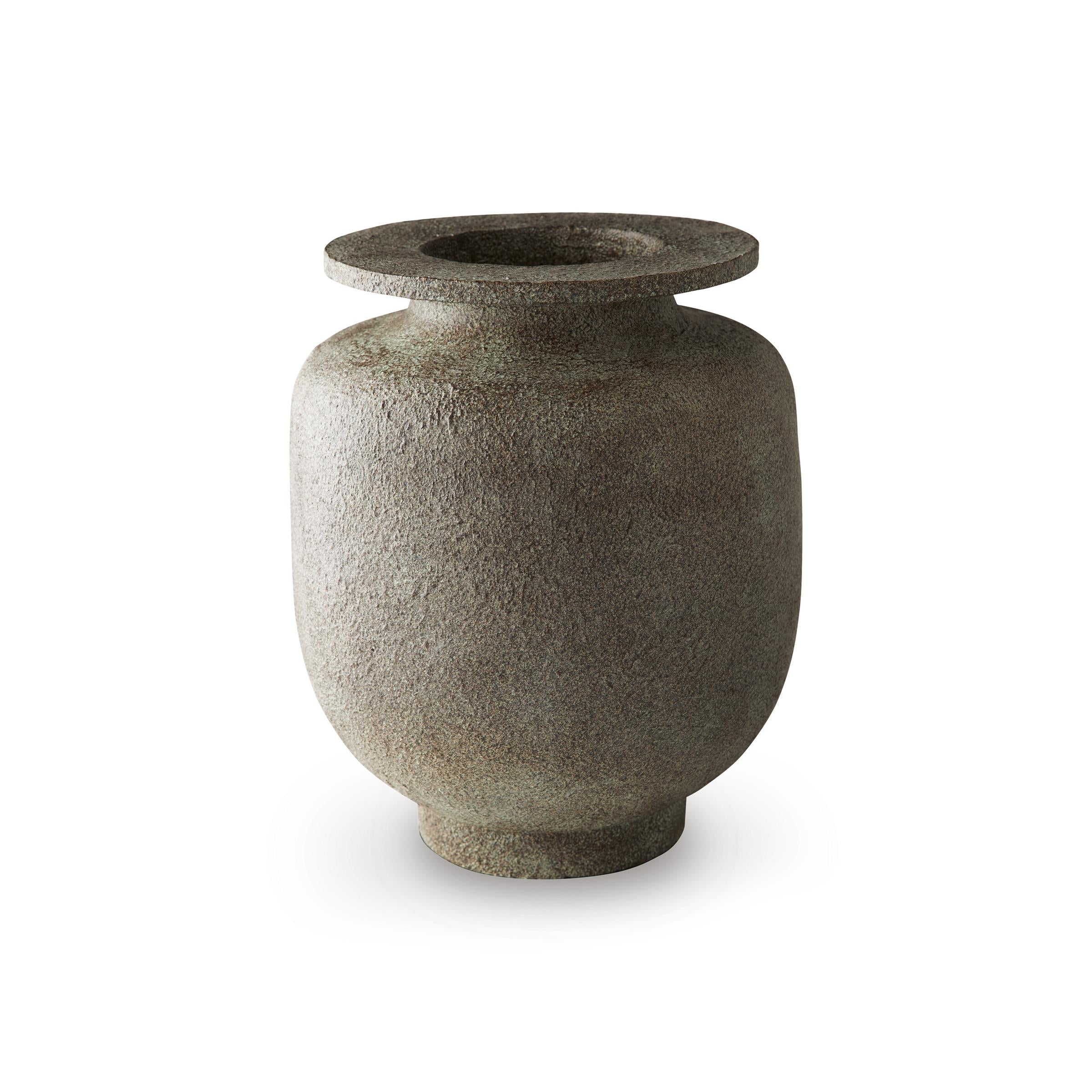 Signature Design by Ashley Jedwick A2000907 Vase - Image 2