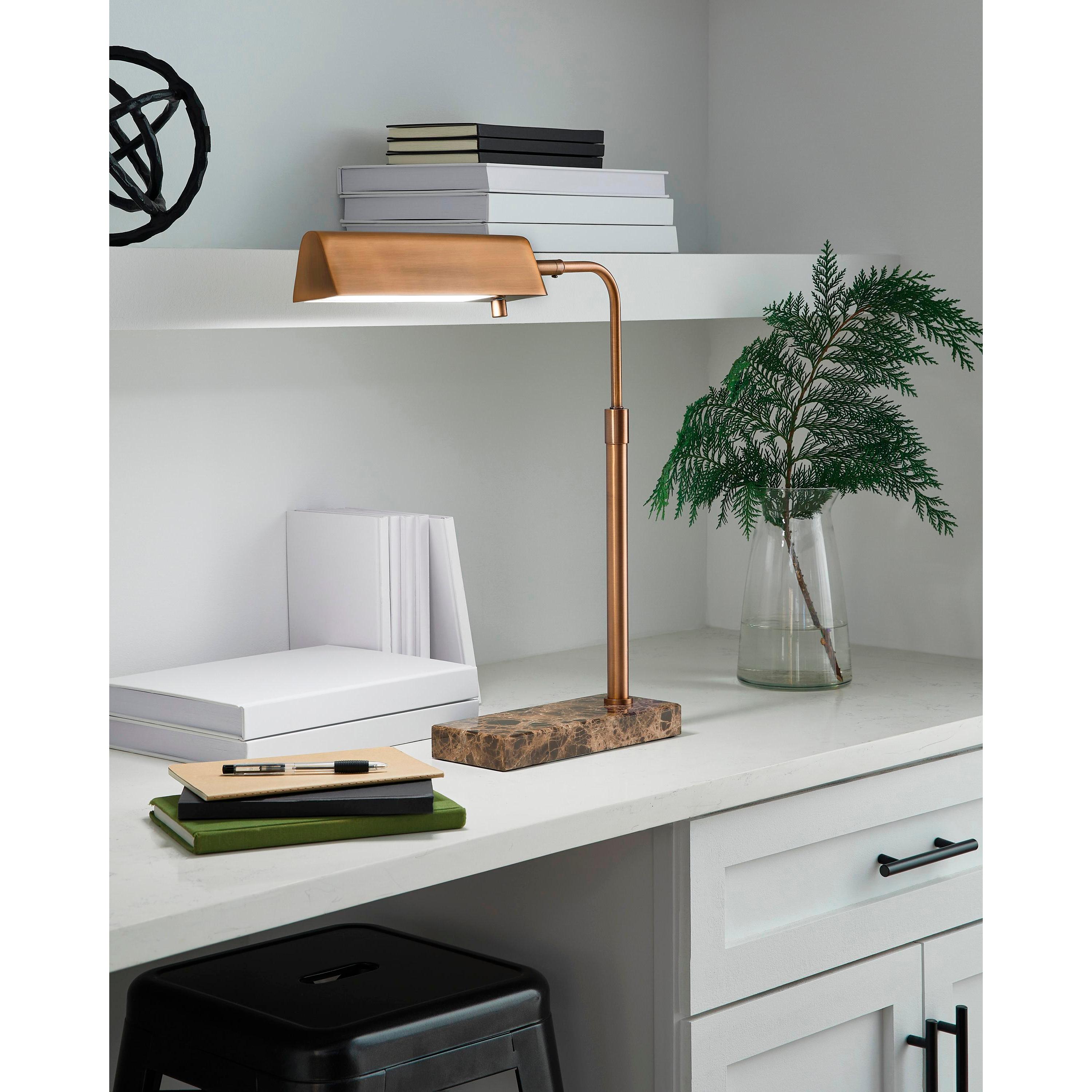 Signature Design by Ashley Yafe Table Lamp L734412 - Image 3