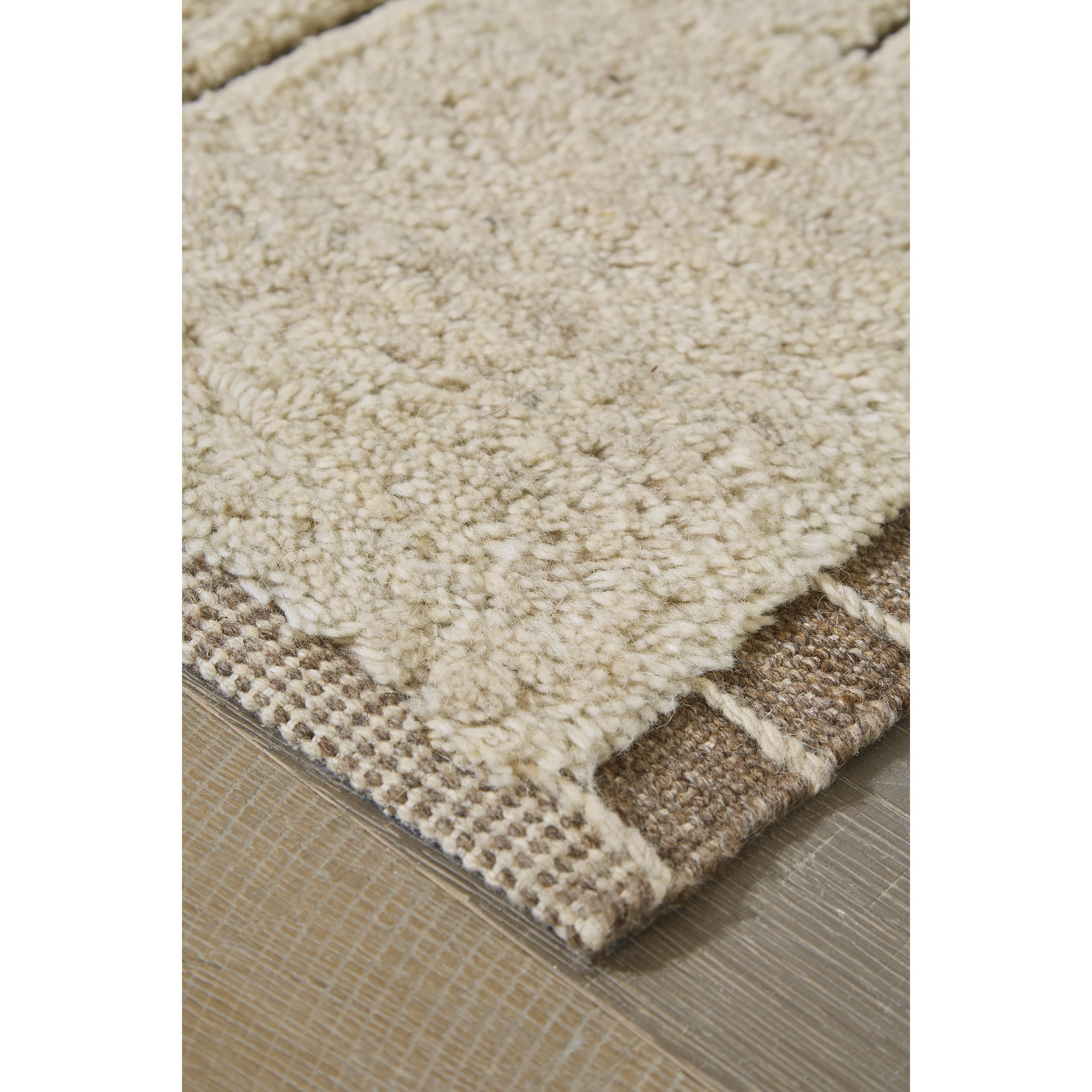 Signature Design by Ashley Clayman R408340 Extra Large Rug - Image 3
