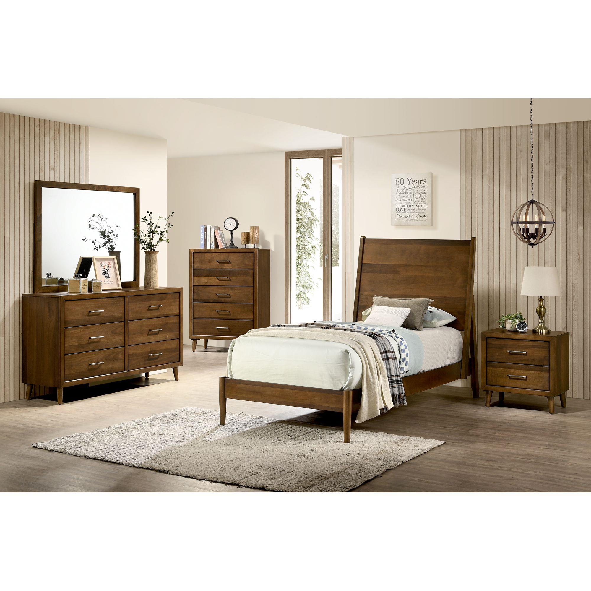Elements International Malibu MC400CH5 5-Drawer Chest - Image 3