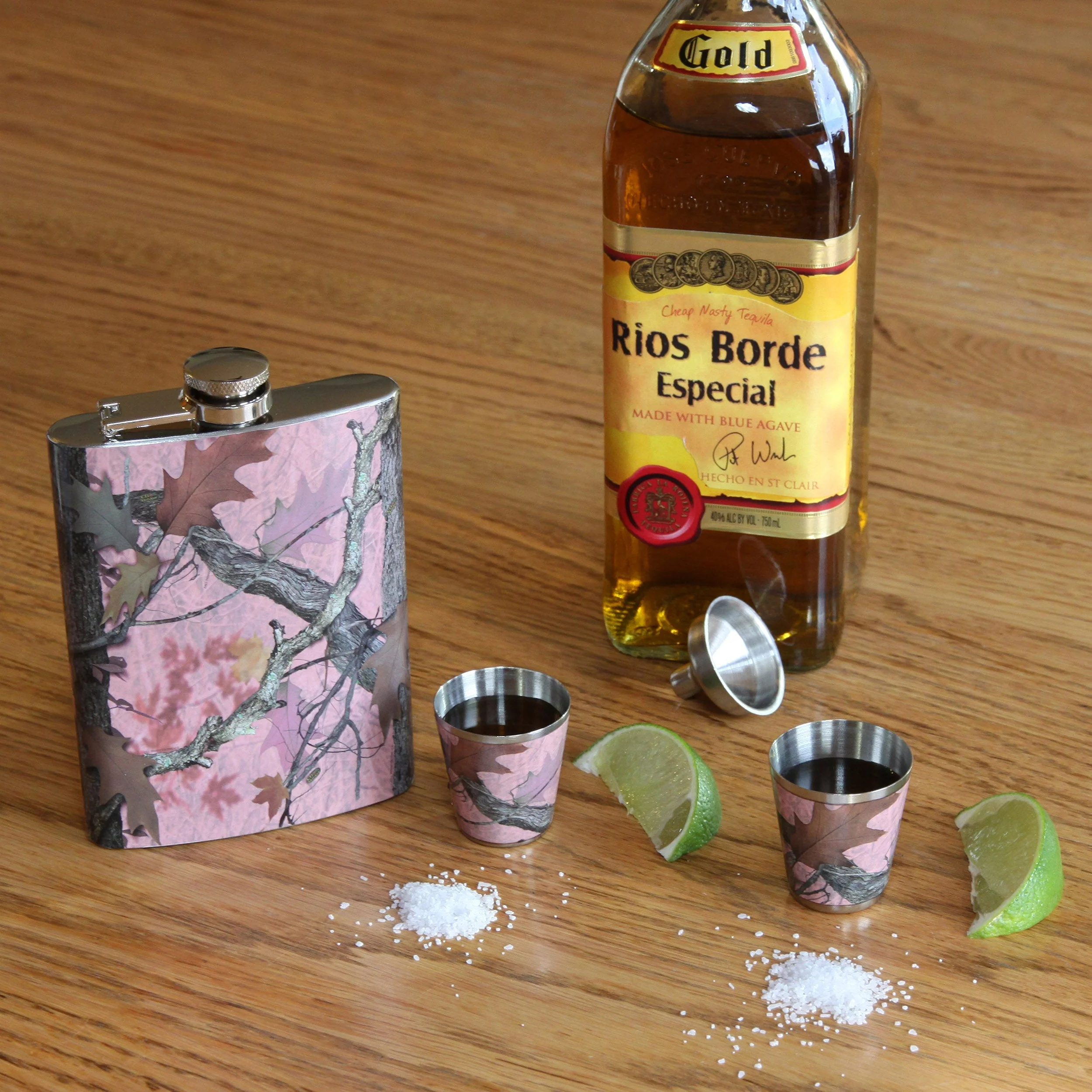 Flask and Shot Set-Pink Camo - Image 2