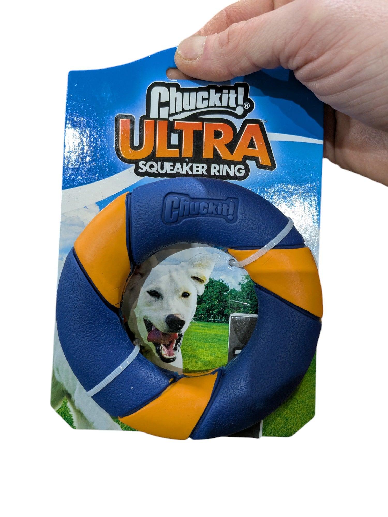 Chuckit Ultra Squeaker Ring – Hours of active play fun