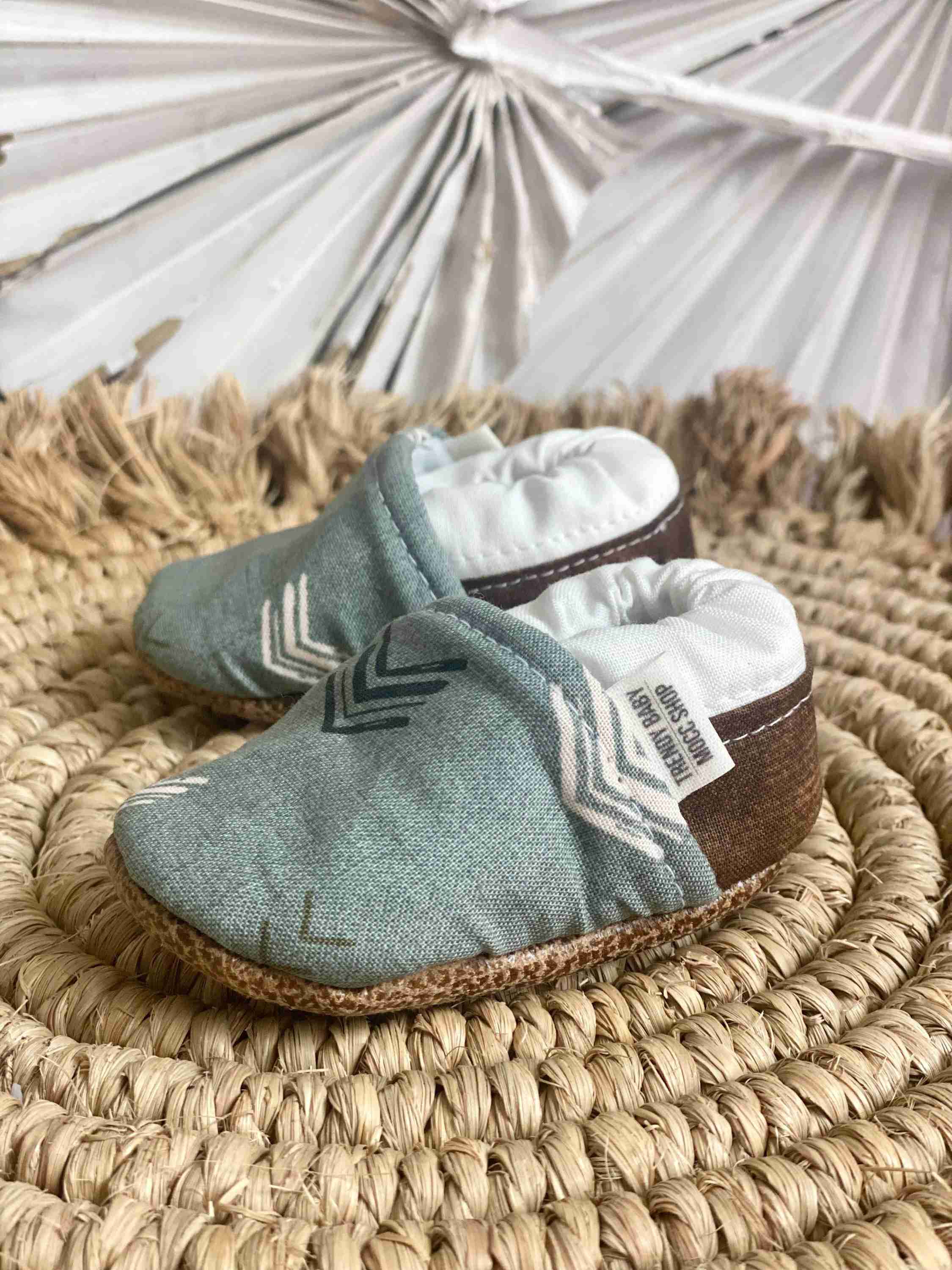 Green Chevron with Brown Heel Accent - Image 2