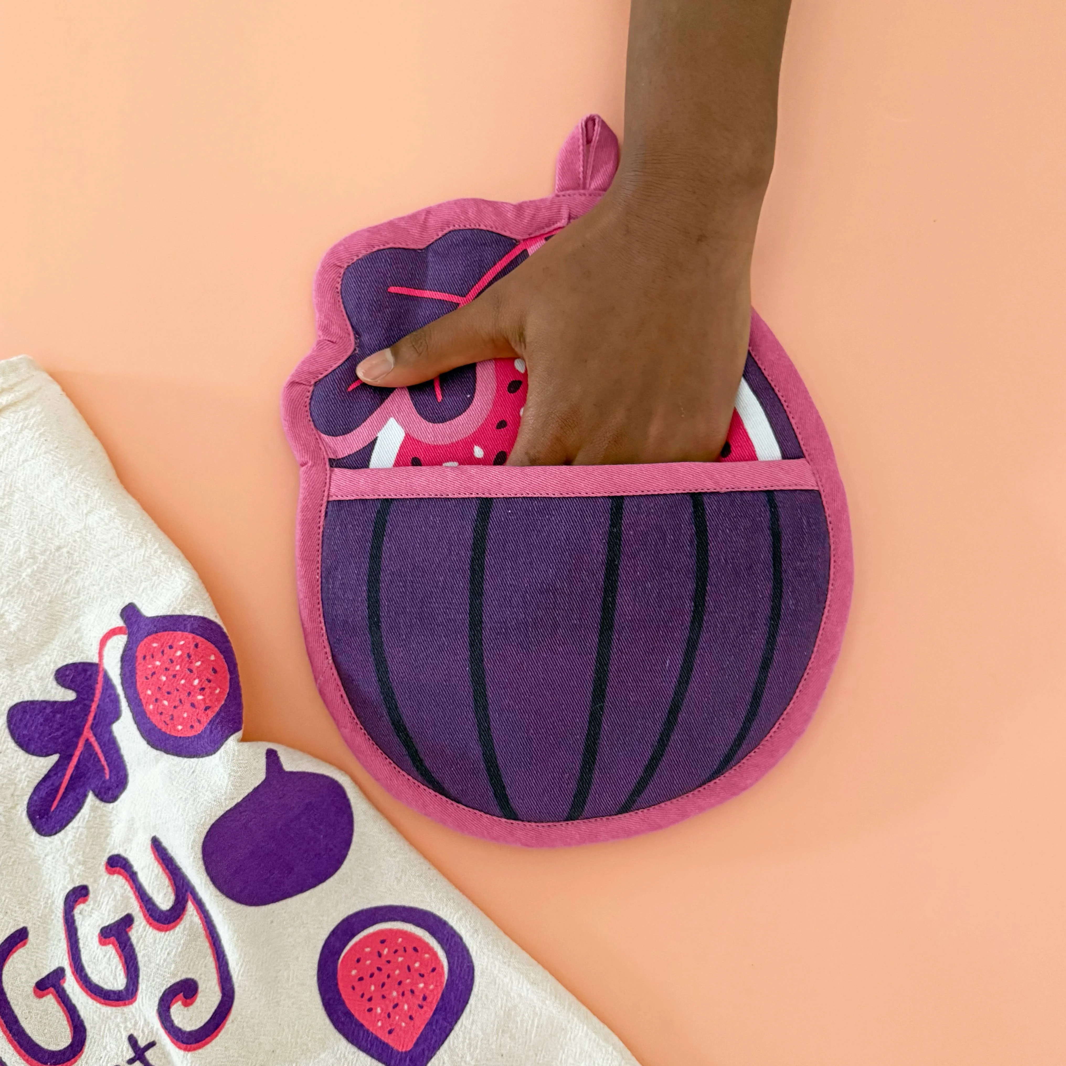 Fig Pot Holder w/ Pocket - Image 3