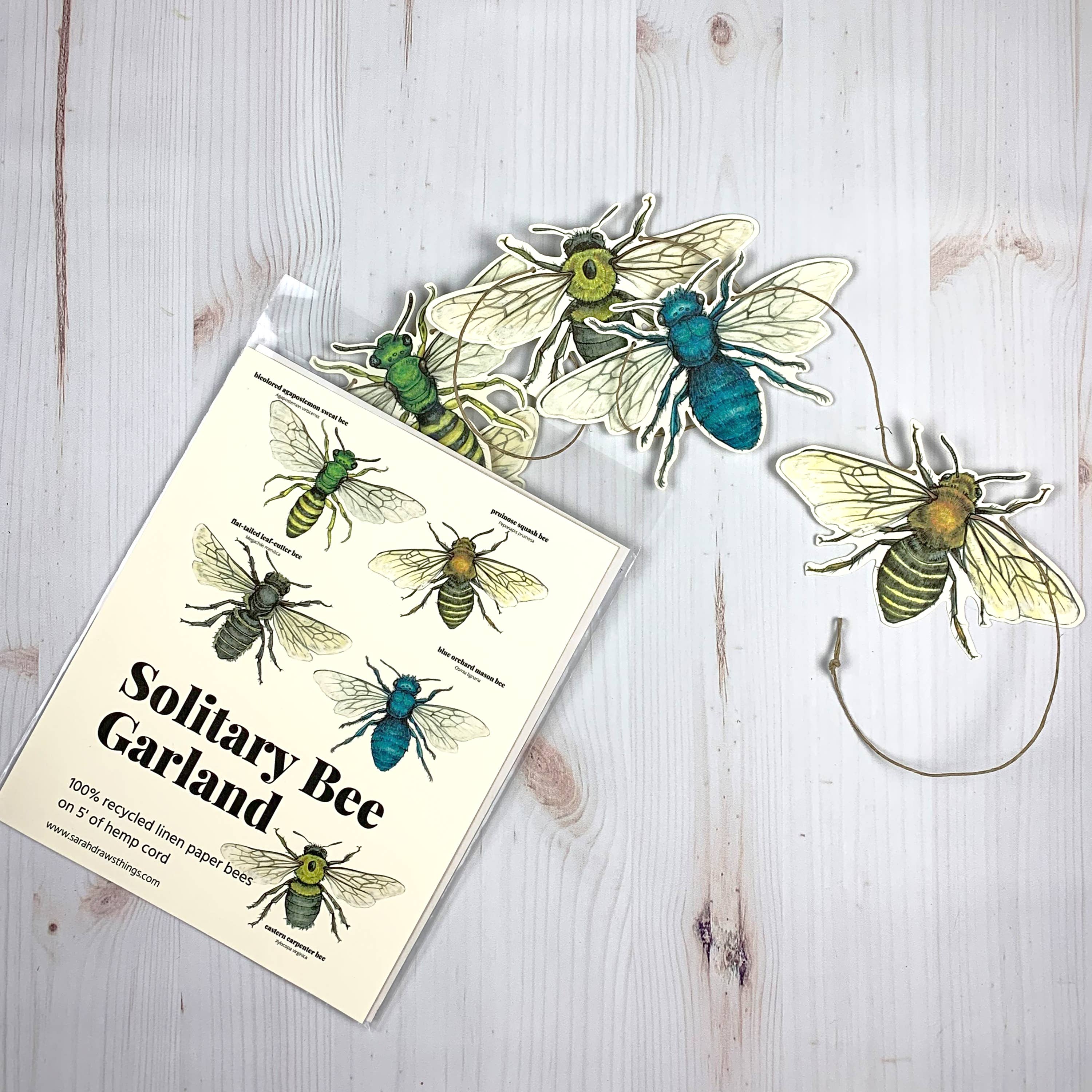 Solitary Bee Illustrated Garland - Image 1