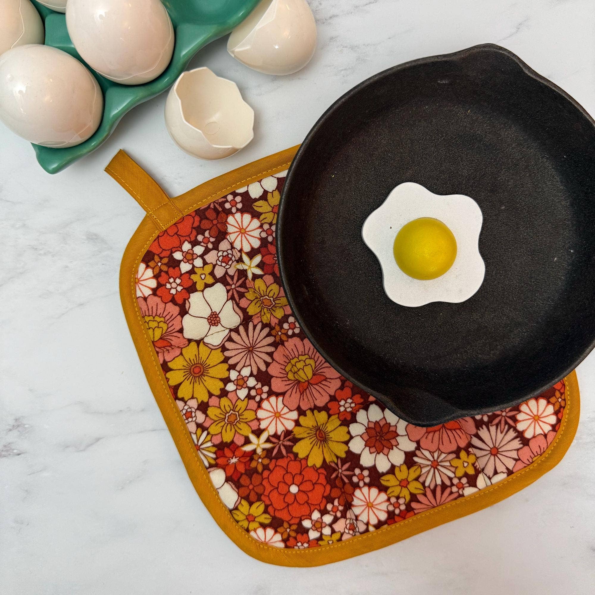 Sunburst Blooms Pot Holder - Image 2