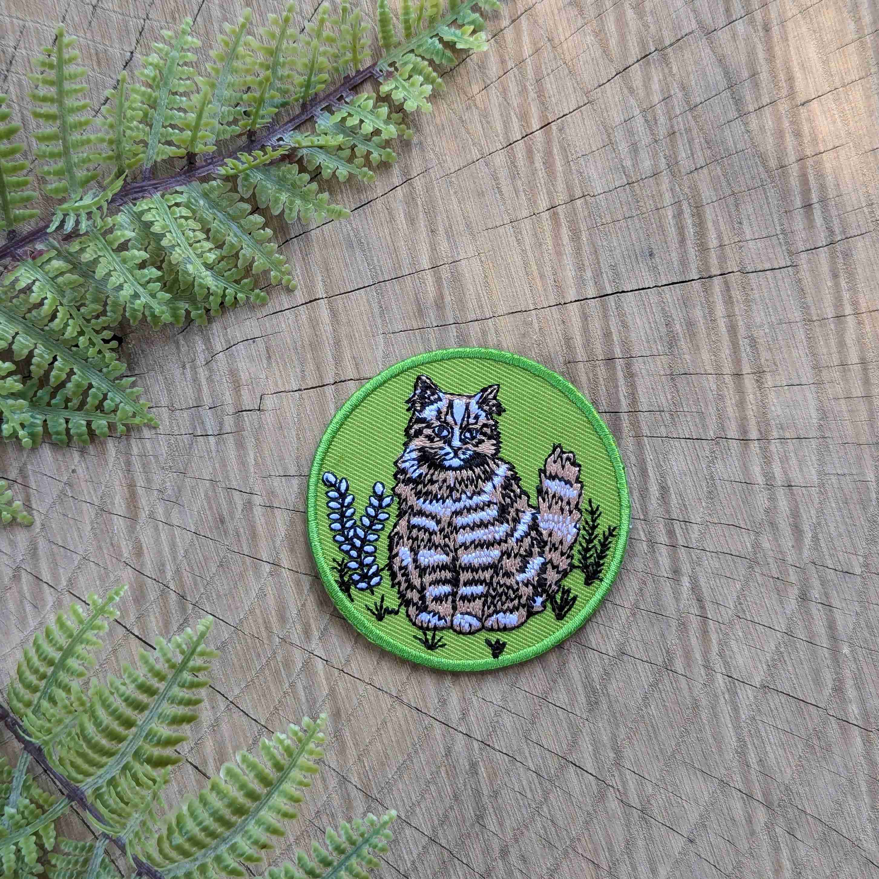 Patch | outside cat green - Image 1