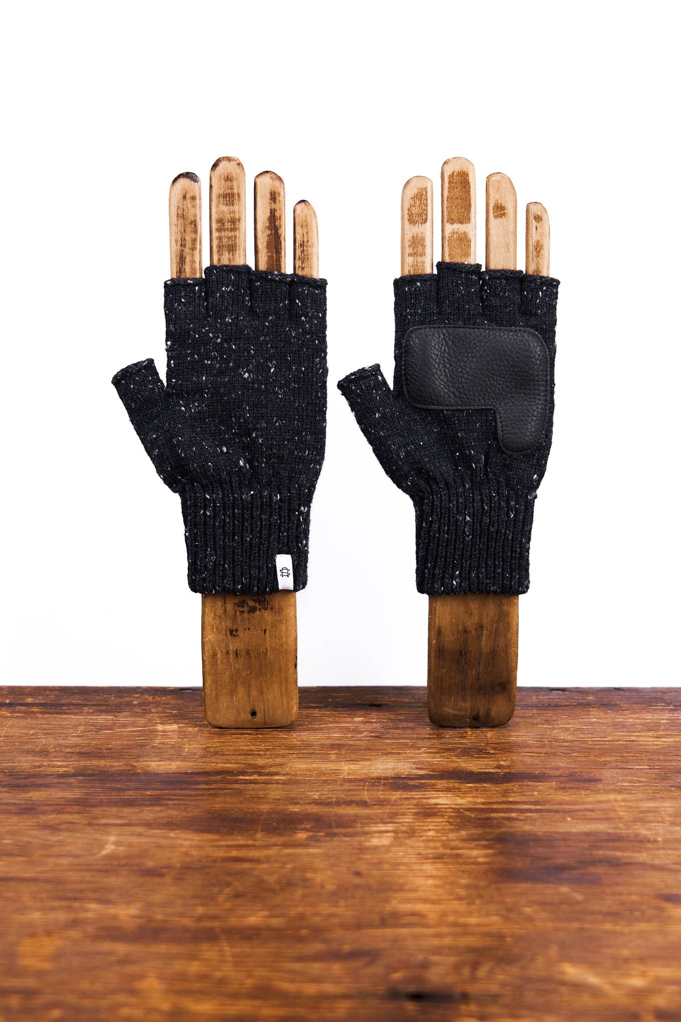 Black Tweed Fingerless Ragg Wool Gloves - Image 3
