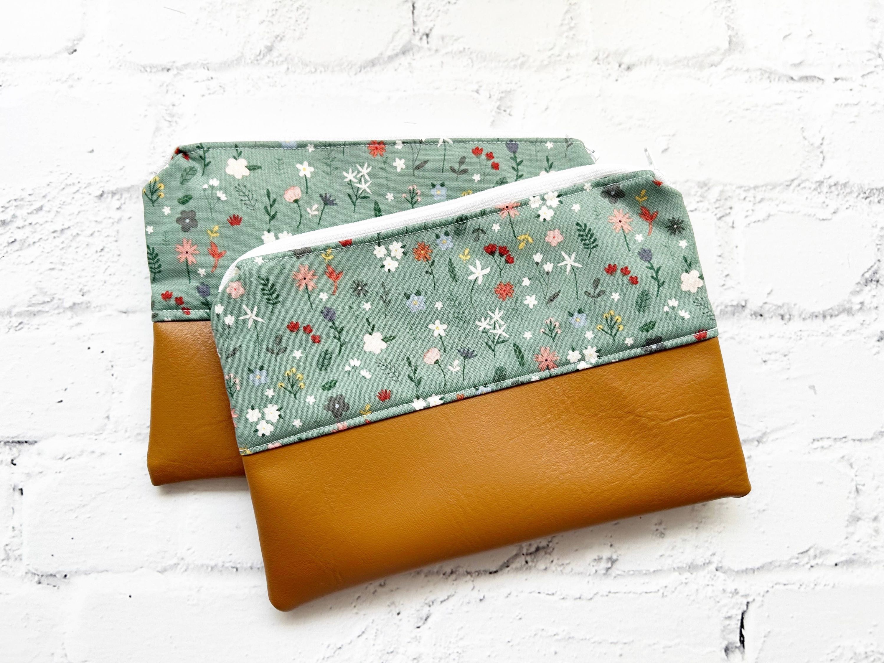 Cosmetic bag, Flat Make up bag, Zipper Pouch - Image 3