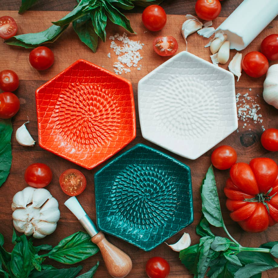 Emerald Green 3 Piece Set: Ceramic Grater, Peeler, Brush - Image 3